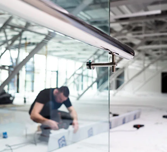 Pine Hills, FL highly skilled glass repair technicians