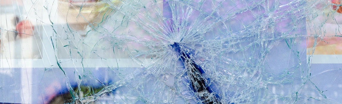 Window Broken Glass Repair in Pine Hills, FL